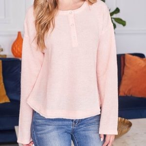 Peach Henley style top, NEW!π